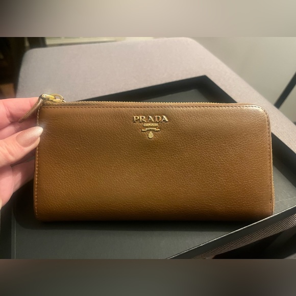 Prada beige large zippy wallet - Picture 11 of 12